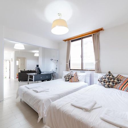 Izumisaki Terrace402 Aparthotel Naha Kültér fotó