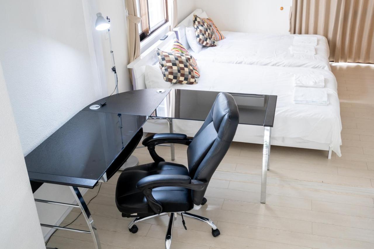 Izumisaki Terrace402 Aparthotel Naha Kültér fotó