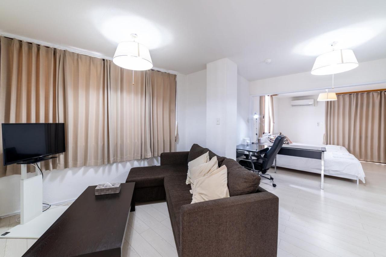 Izumisaki Terrace402 Aparthotel Naha Kültér fotó